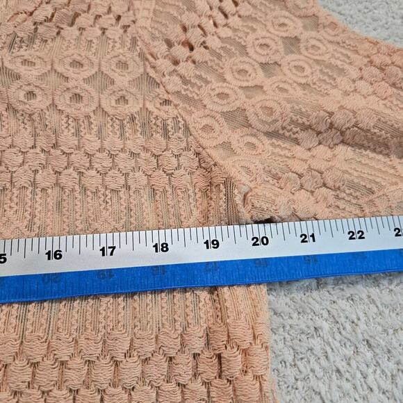 Lucky Brand Peach Crochet Lace Top Semi-sheer Size L Boho - Picture 4 of 8